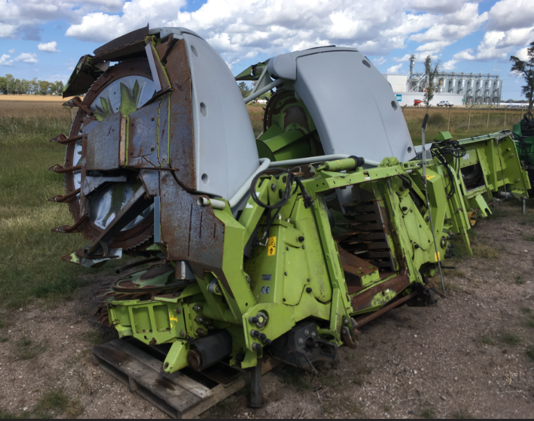 Cosechadora de forraje Claas 870, con cabezal orbis y recolector de